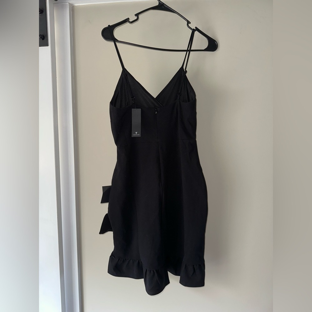 NWT Lulu’s black ruffle dress - Picture 2 of 3